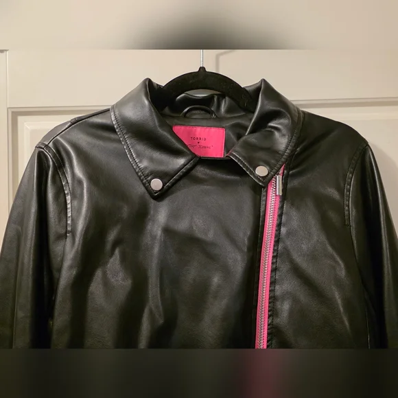 Betsey Johnson X Torrid Collab Faux Leather Crop Moto Jacket - Picture 3 of 11